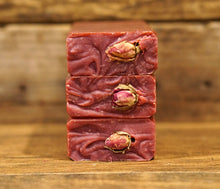 Load image into Gallery viewer, Rose Bud Soap